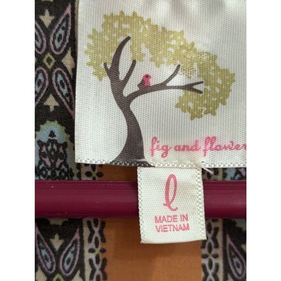 Women's pretty printed tunic top w/mother of pearl buttons by Fig and Flowers, L - Picture 2 of 8